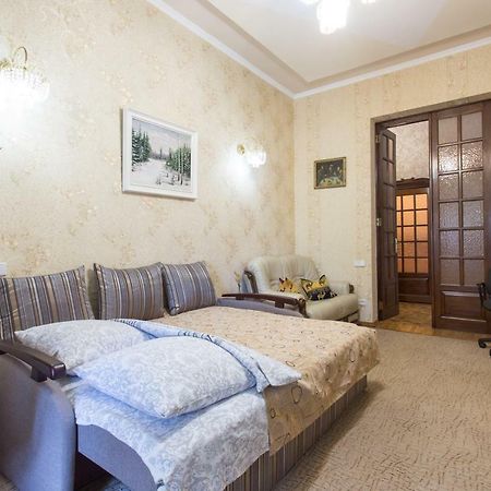 Apartment In The Center Of Carcóvia Exterior foto