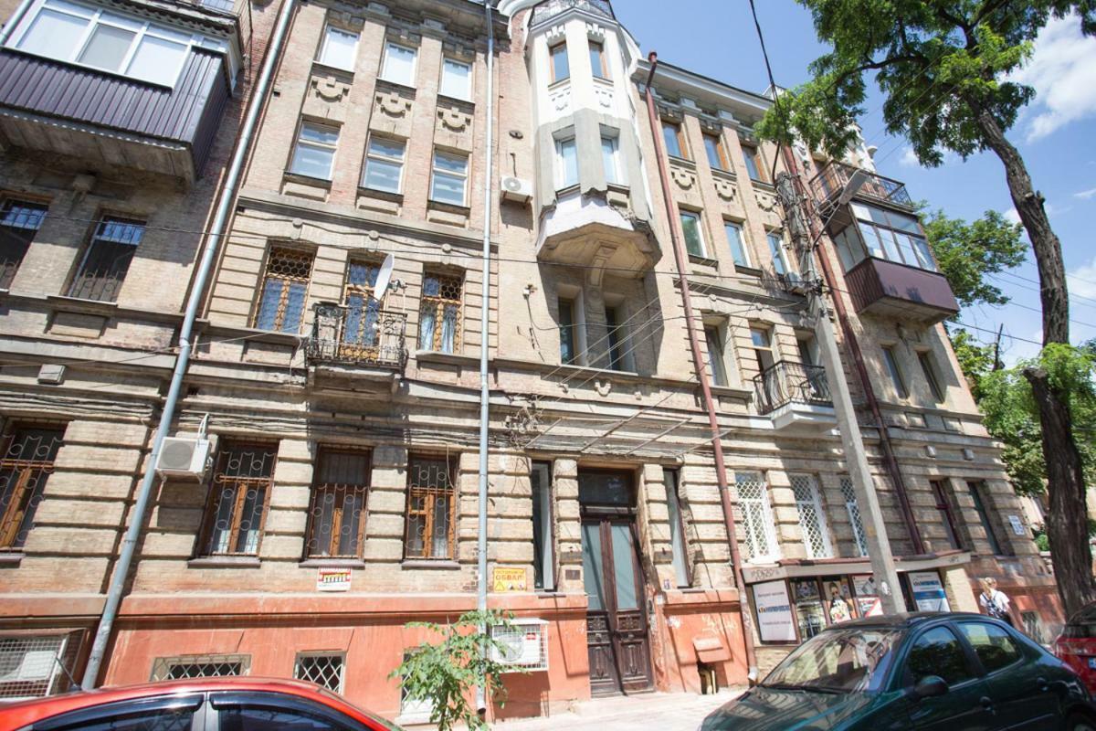 Apartment In The Center Of Carcóvia Exterior foto